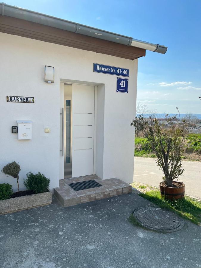 Haus Karner Villa Neusiedl am See Exteriör bild